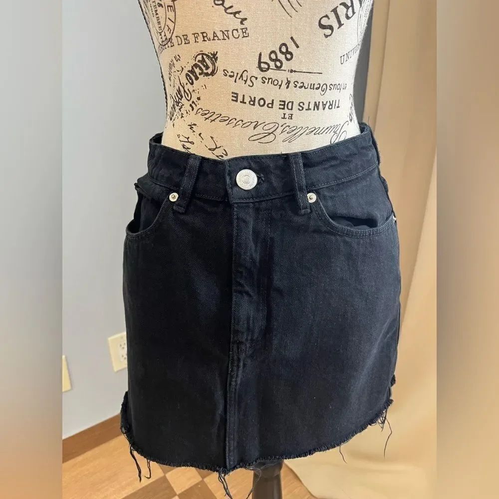 Zara mini denim skirt